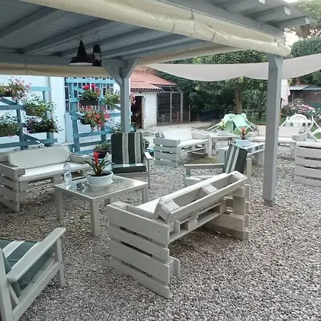 Ad Astra Bed & Breakfast 4*