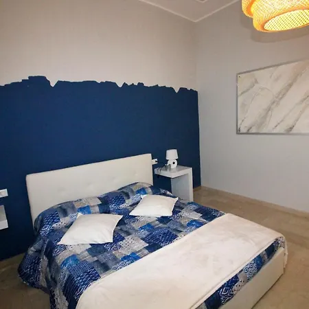 Ad Astra Bed & Breakfast 4*